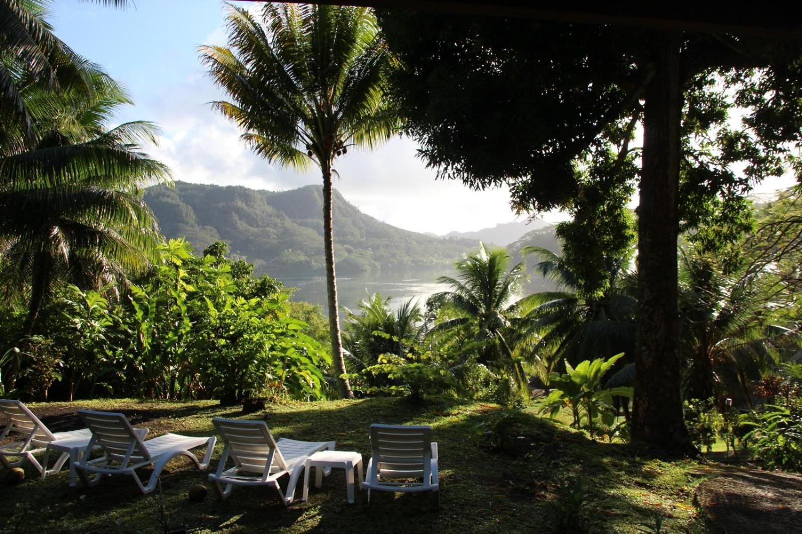 Huahine Manta Lodge Avec 4X4 Optionnel Haapu Bagian luar foto